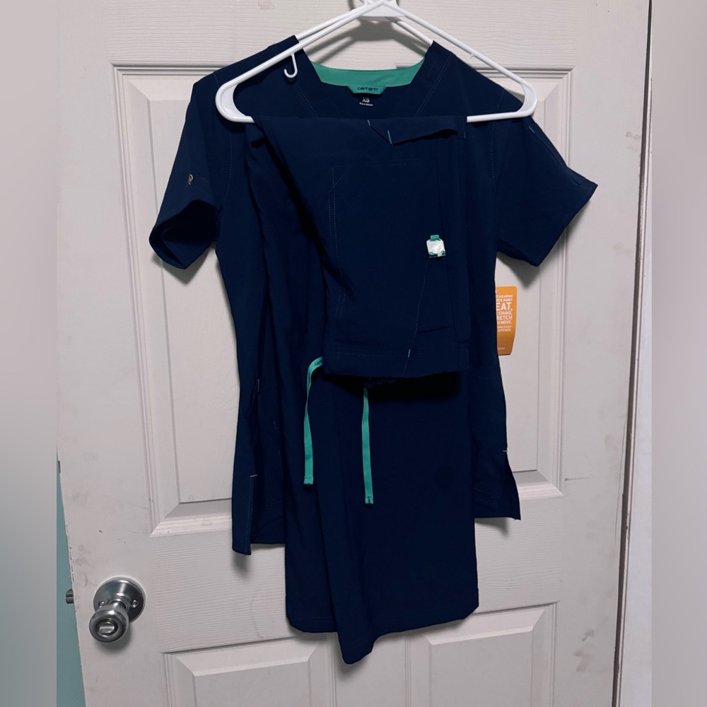 Navy Carhartt scrub SET